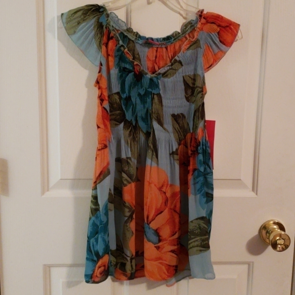 Sunny Leigh Floral Sleeveless Top NWT